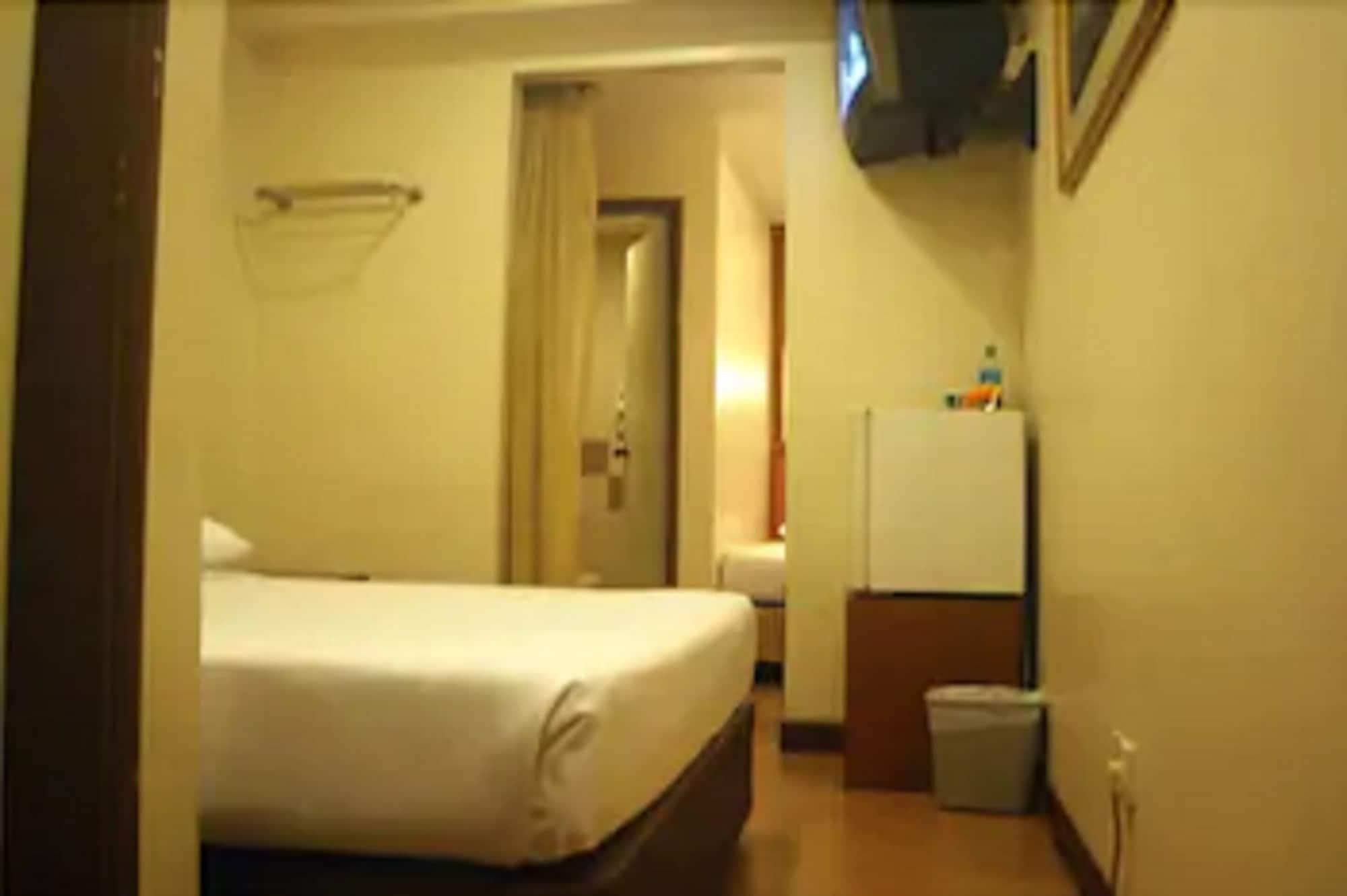 Hotel 81 Geylang Singapore Ngoại thất bức ảnh